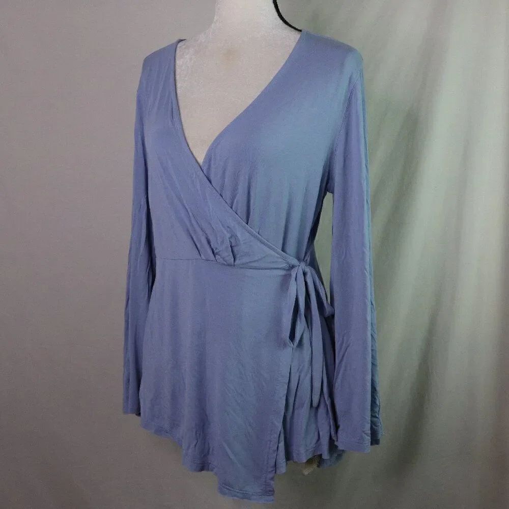 Umgee | V Neck Wrap‎ Top Medium